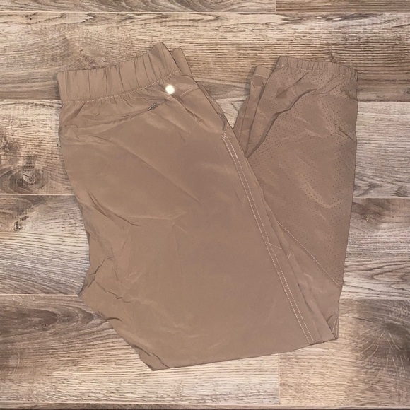 i.FiV5 Borealis soft weave jogger, light brown, large - Picture 1 of 2